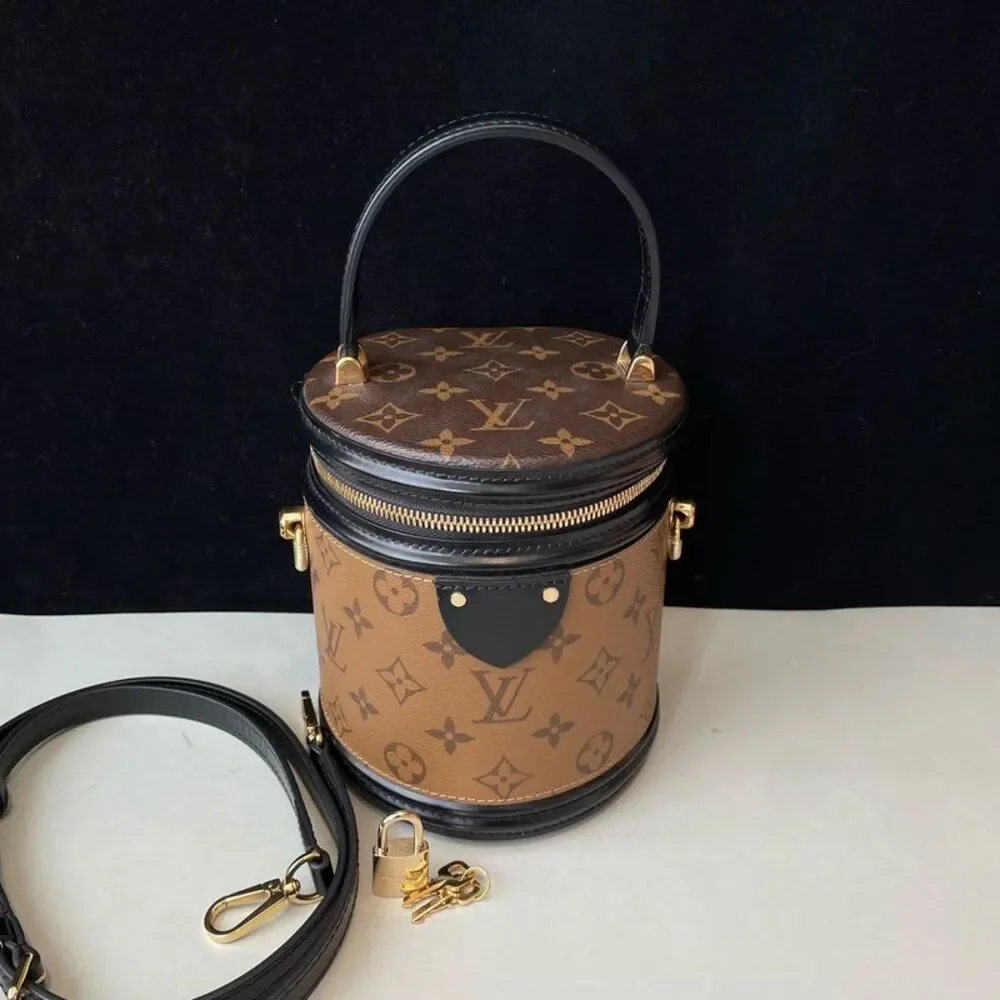 Louis Vuitton Women Pre-Loved Bag Very Good Condition